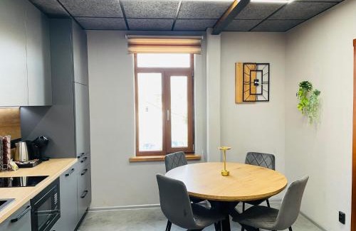 Teika Apartment | BRIVIBAS RESIDENCE - EAST/WEST, free PRIVAT parking, free WIFI, self check-in
