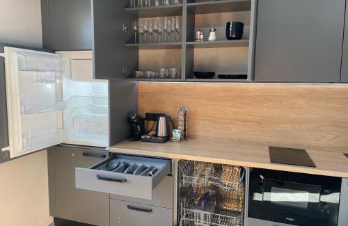 Teika Apartment | BRIVIBAS RESIDENCE - NORTH & SOUTH, free PRIVAT parking, free WIFI, self check-in