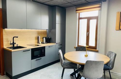 Teika Apartment | BRIVIBAS RESIDENCE - WEST/EAST, free PRIVAT parking, free WIFI, self check-in