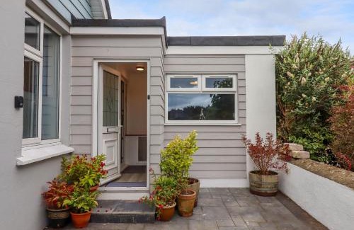 Brixham House | Brixham Breeze Cabin