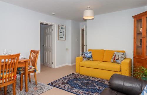 Brixham House | Brixham Breeze Cabin