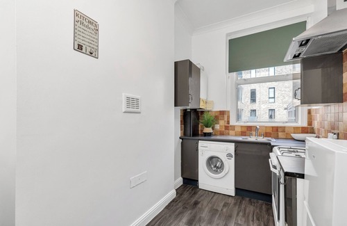 Coldharbour Apartment | Brixton Cosy Inn