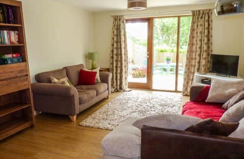 Bradninch House | Broad Ash Lodge