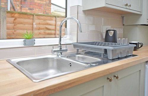Crewe House | Broad House - By Sigma Stays