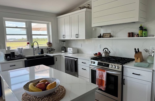 Broadkill Beach House | Broadkill Family Fun Escape - Pet Friendly (Sleeps 6)