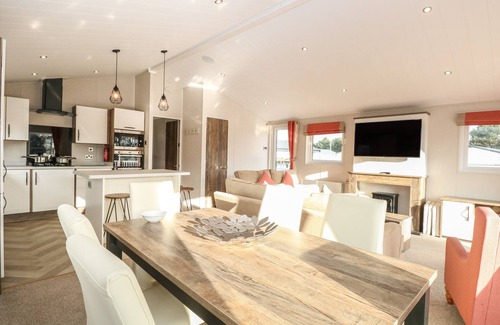 Hopton Cottage | Broadland Sands Lodge