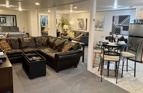 Skyway Apartment | Broadmoor area spacious bsmt apt, sleeps 4