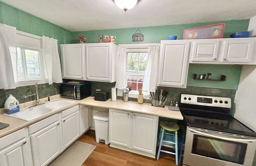 Meridian-Kessler House | ☆ Broadripple| Restaurants| Bars| Bonfire| Parking