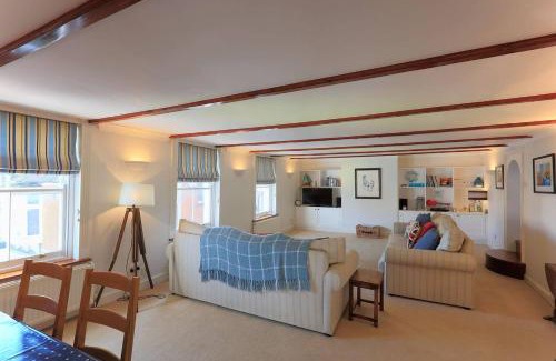 Broadstairs Hotel | Broadstairs Bakery Sleeps 2 Seaview Great Location