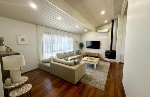 Broadwater House | Broadwater Break
