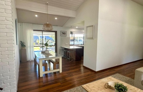 Broadwater House | Broadwater Break