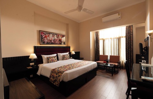 Old Delhi Hotel | Broadway An Alivaa Collection Hotel