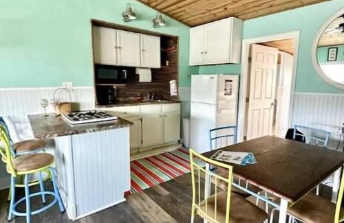 Fulton House | Broadway Beach House!