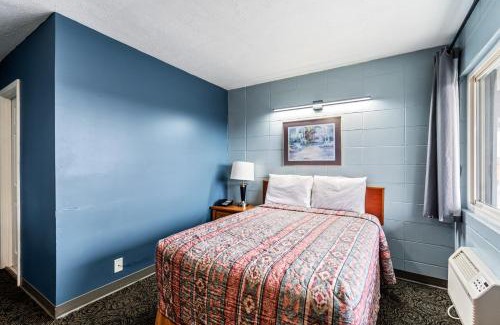 Council Bluffs Hotel | Broadway Inn
