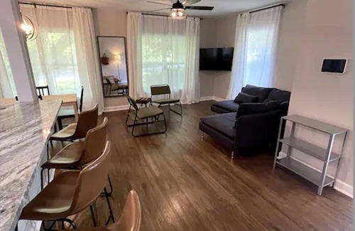 Sylvan Hills House | Broadwell Bungalown