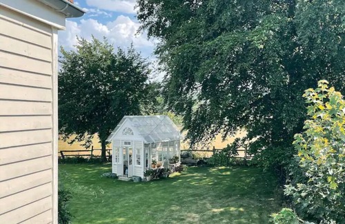 Rosengarten Cottage | Brocante-Style Cottage near Hamburg