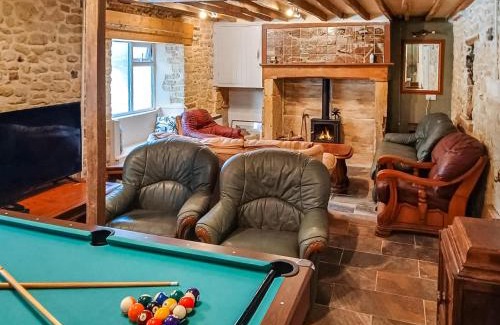 Mosterton House | Brockhill House