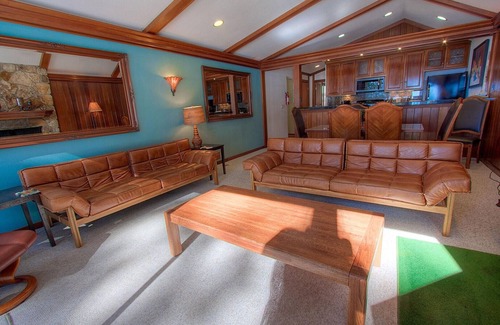 Brockway Condo | Brockway Beachside Bungalo 3 Bedroom Home by RedAwning