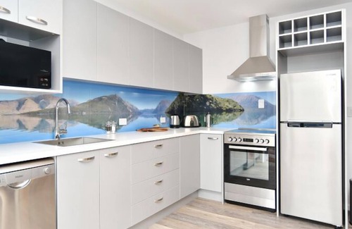 Riccarton House | Brockworth Place - 3 bedroom holiday home