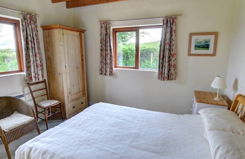 Llanfyrnach House | Brodeg in Llanfyrnach