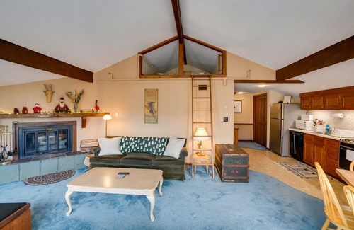Bromley Mountain Condo | Bromley Mountain Escape w/2 Balconies: Hike & Ski