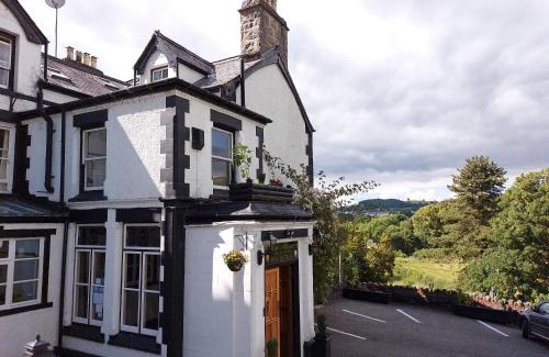 Corwen House | Bron-Y-Graig