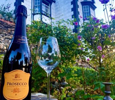 Corwen House | Bron-Y-Graig