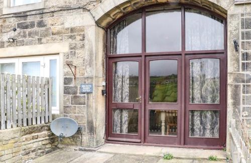 Oakworth House | Bronte Barn