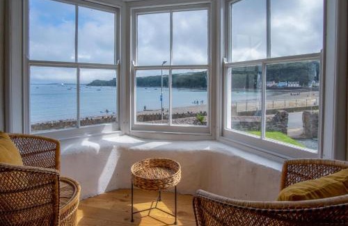 St Brides House | Brook Cottage - 7 Bedroom Cottage - Dale