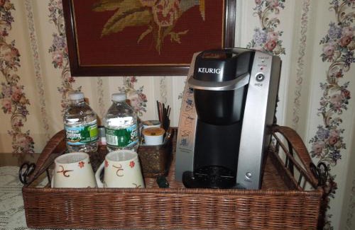 Lenox Bed & Breakfast | Brook Farm Inn