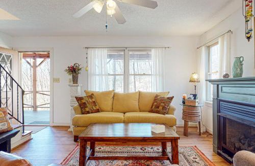 Hendersonville House | Brook Hollow