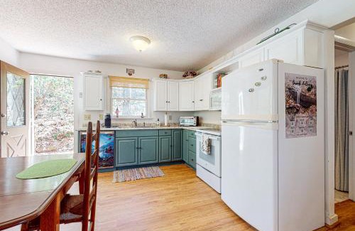 Hendersonville House | Brook Hollow