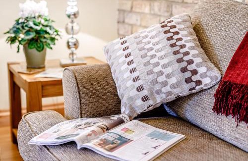 Louth House | Brook House Farm Cottage