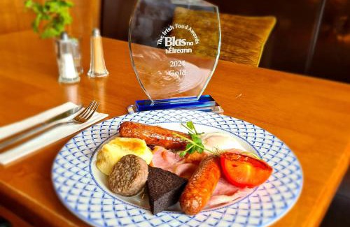 Kenmare Hotel | Brook Lane Hotel