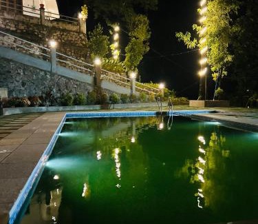 Lakkidi Villa | Brooke hills falls view