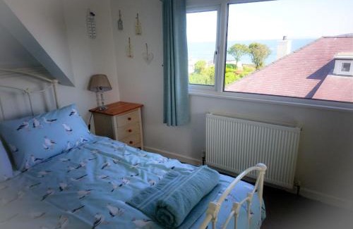 Benllech House | Brookfield Cottage