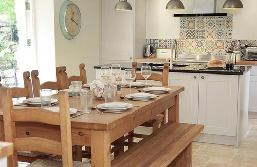 Llangennith House | Brooklands Cottage - Four Bedroom House, Sleeps 8