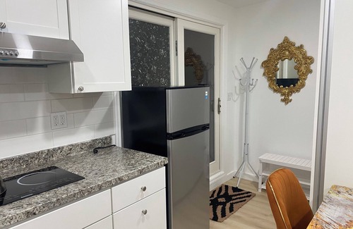 Manhattan Beach Apartment | Brooklyn at the beach- one bedroom