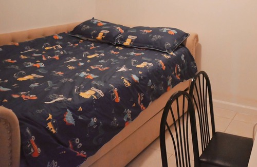 Brooklyn Apartment | Brooklyn Gem: 3-Bed Retreat | Best for Travelers!