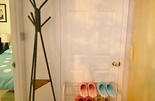 Brooklyn Apartment | Brooklyn Gem: 3-Bed Retreat | Best for Travelers!