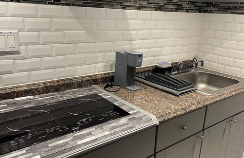 Georgetown Condo | Brooklyn Private Room with Private Bathroom With Outdoor Space.
