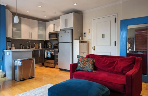 Windsor Terrace Condo | Brooklyn Sky! Cozy 2BR/2BA Windsor Terrace Condo with private rooftop terrace