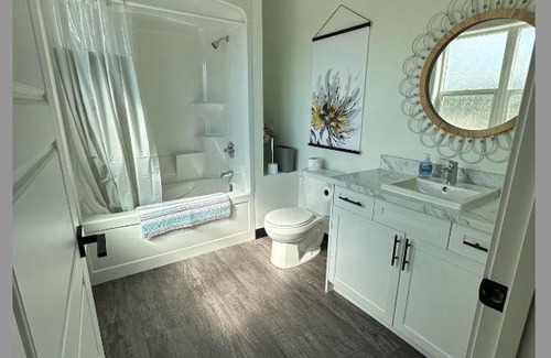 Brandon Apartment | Brooklynn Suite Pet Friendly