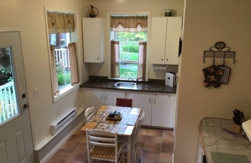 Powell River House | Brookshire Guest House