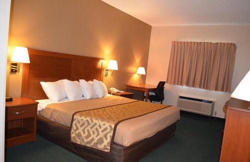 Pikeville Hotel | Brookshire Inn & Suites
