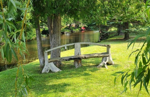 Grawn House | Brookside Cottages and Resort Willow Cottage