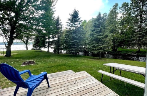 Grawn House | Brookside Cottages and Resort Brookside Cottage