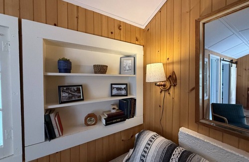 Grawn House | Brookside Cottages and Resort Brookside Cottage