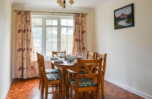Bridgend House | Brookside