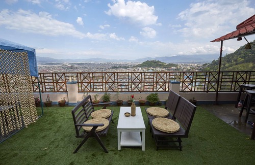 Nagarjun House | Brookside Hospitality Service (Private Rooftop House, Ichangu Branch)